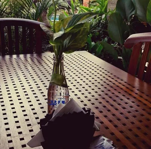 Di Hotel